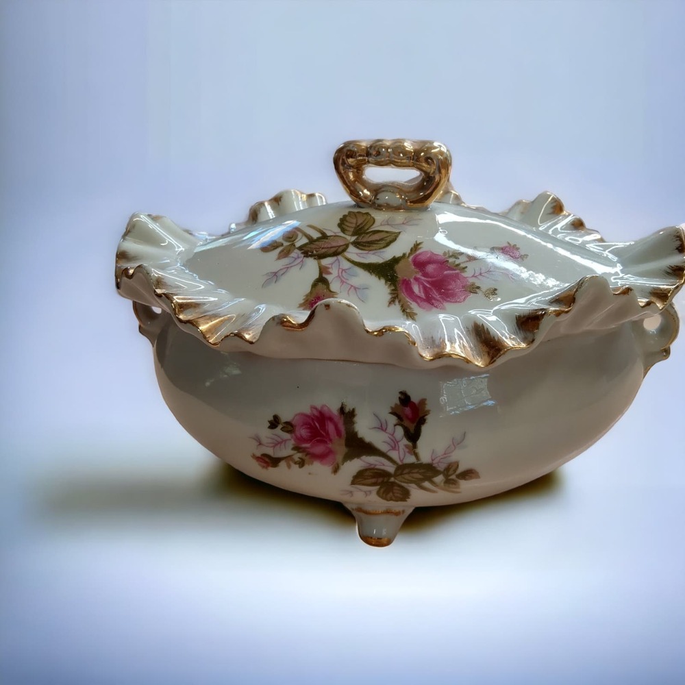 Handpainted Tilso Japan Dresser Box Moss Rose pattern 50s